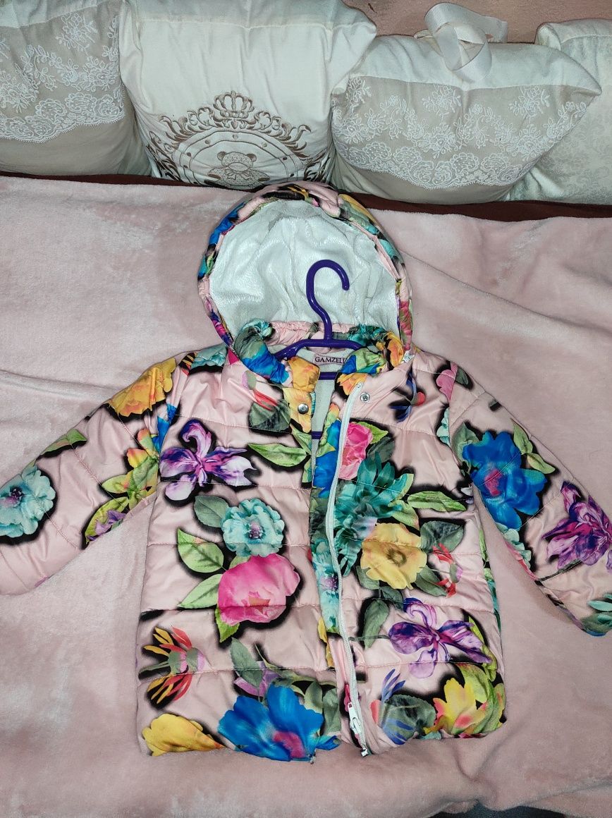 Зимова куртка на дівчинку 2-3 роки