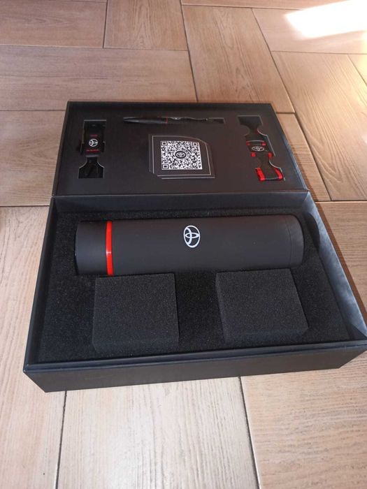 Toyota Corolla | Oryginalne Dywaniki | Kosmetyki | Zestaw powitalny