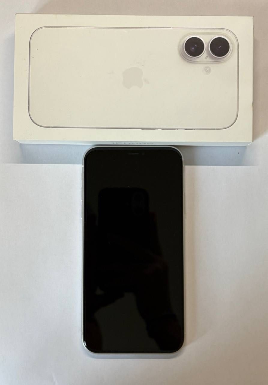iPhone 11  на 128 гігабайт