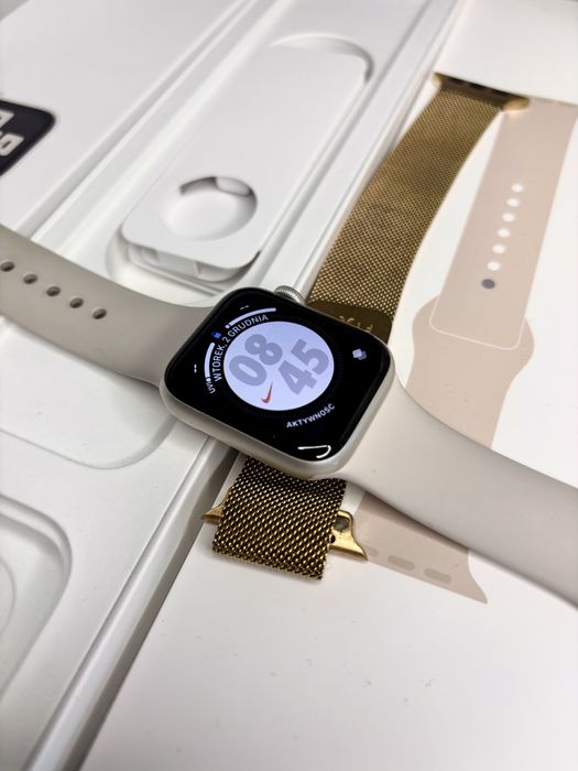 Apple Watch SE (GPS) (2. generacji) 40mm