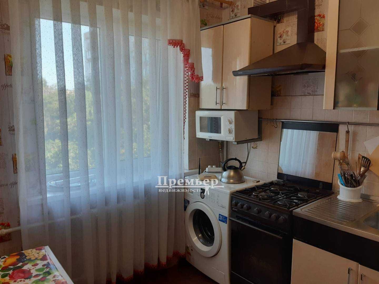 У продажу 3 кімн. квартира вул.Паркова 61 м.кв.