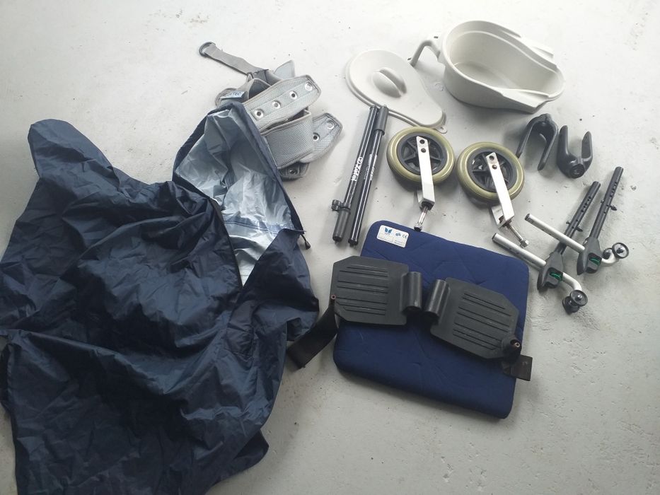 Material para cadeira de rodas e acessórios