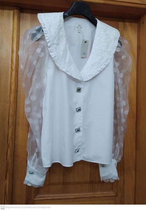 Блуза новая с кружевом River Island
