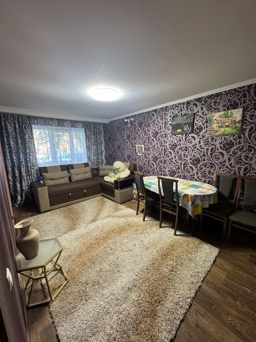 Продам 3х комнатную квартиру в районе жд вокзала