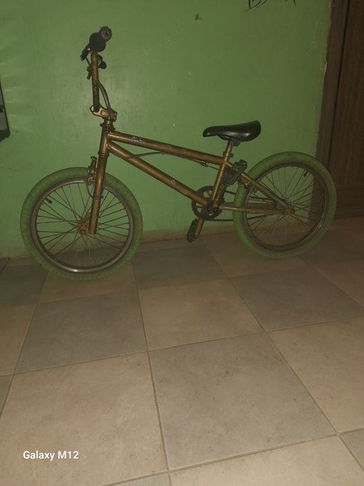 Продам велосипед  BMX
