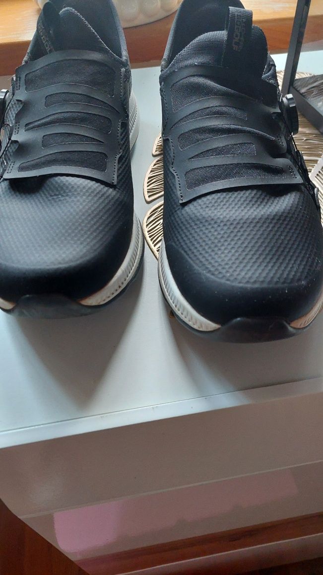 Buty meskie skechers