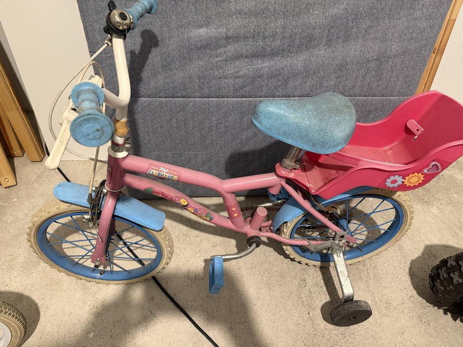 Vemdo bicicleta de menina usada