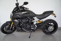 Ducati Diavel 1260s carbono