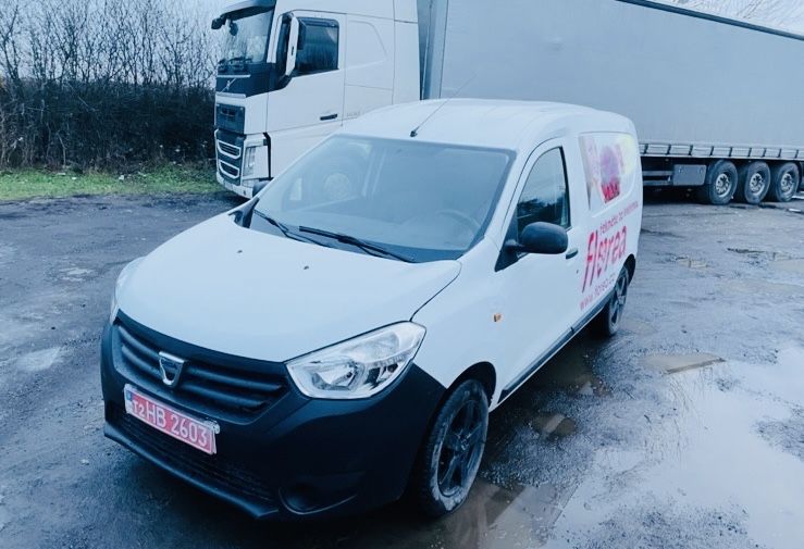 Продається вантажівка Dacia dokker