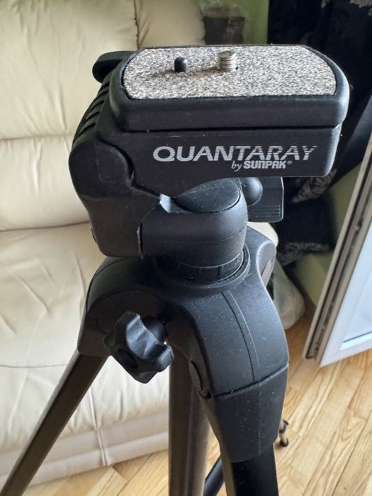 Триповерховий штатив Quantaray QSX-6601™