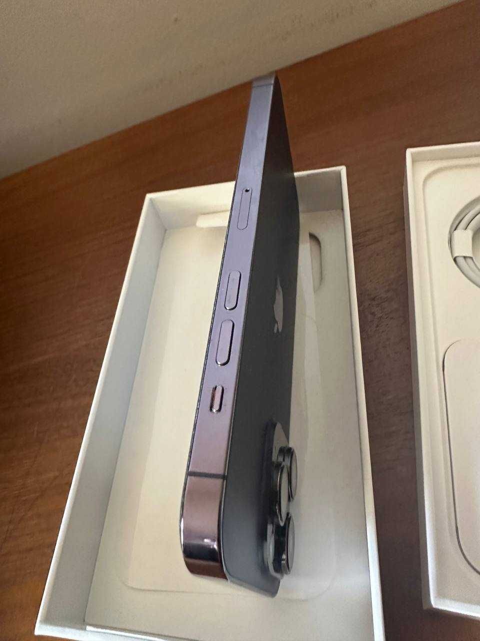 iPhone 14 Pro Max Roxo 256GB