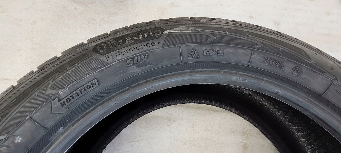 2X OPONA GOODYEAR ULTRAGRIP PERFORMANCE  SUV MS 235 55 R19 105V XL 2023