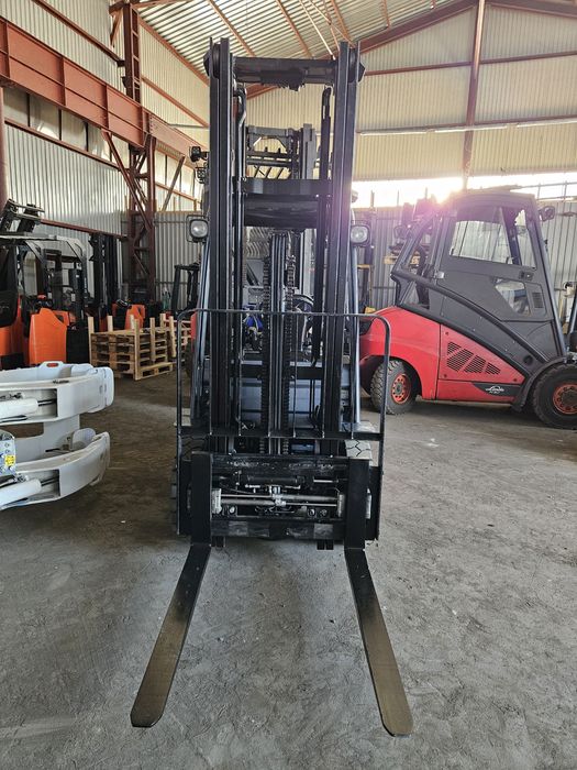 Навантажувач Toyota 2,5 т газ. Вилочный погрузчик Тойота газ 2,5 т