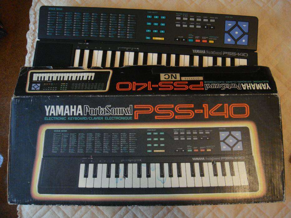 Órgão Yamaha PSS-140