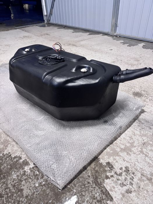 Zbiornik bak paliwa jeep wrangler YJ
