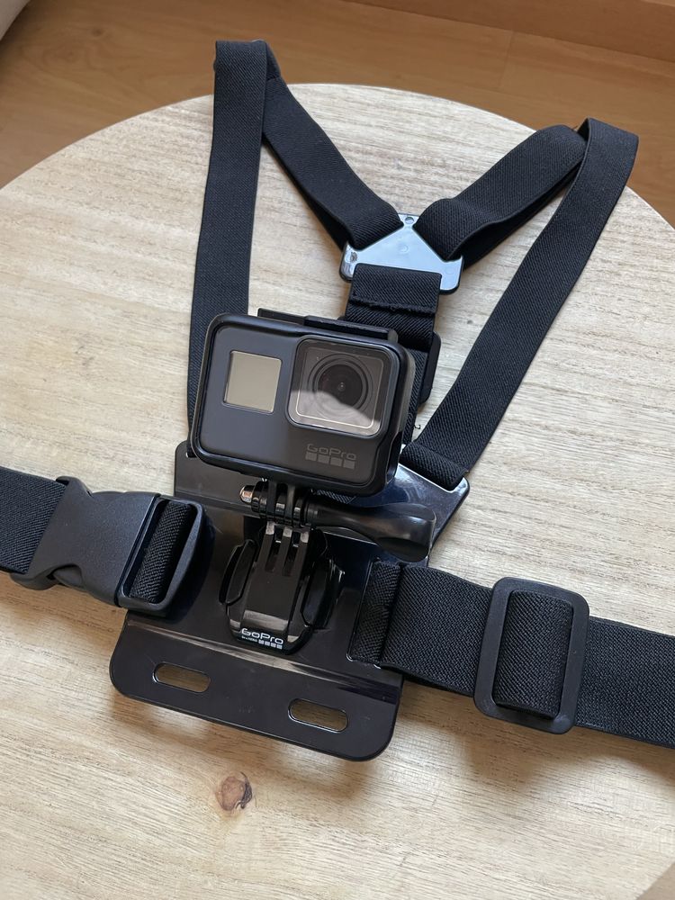 GoPro Hero 5 + Acessórios – Kit Completo