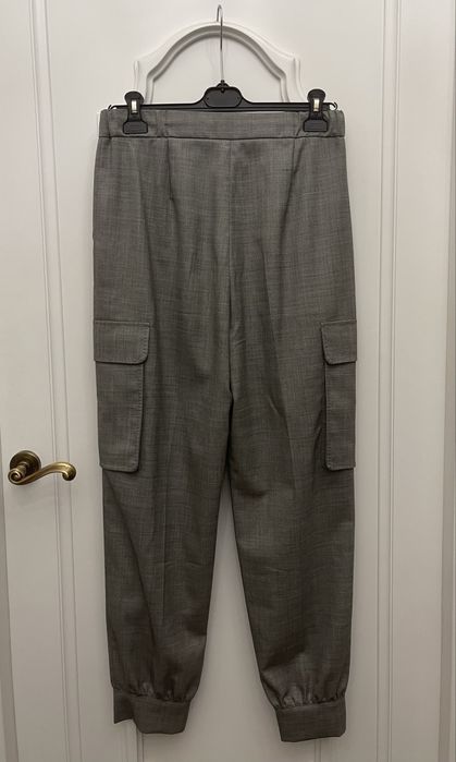 MAX MARA piękne spodnie z kieszeniami, ściągane w talii