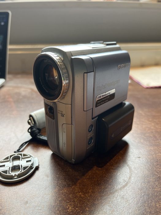 Sony dcr pc103e vx mini dv vhs stara kamera retro vintage