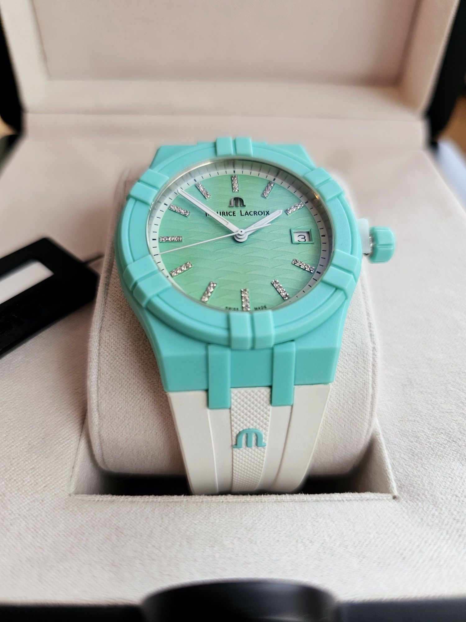Maurice Lacroix Aikon Tide z diamentami