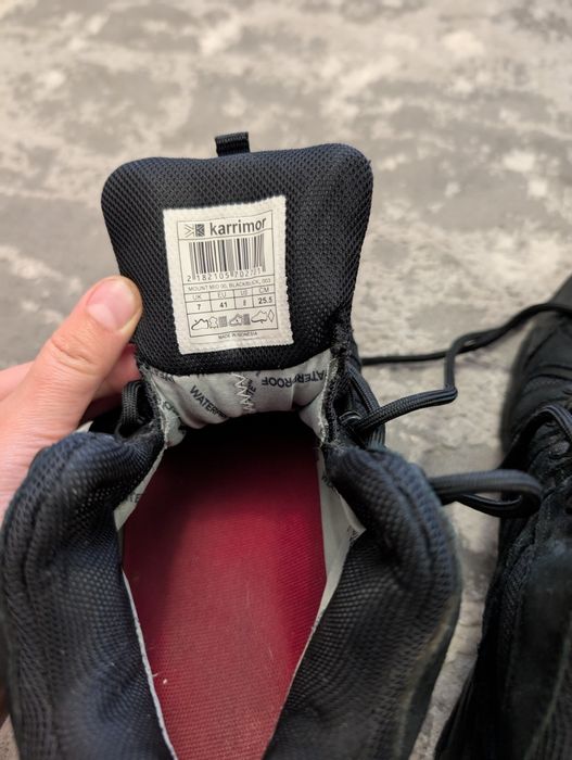 Продам чоловічі ботінки фірми Karrimor