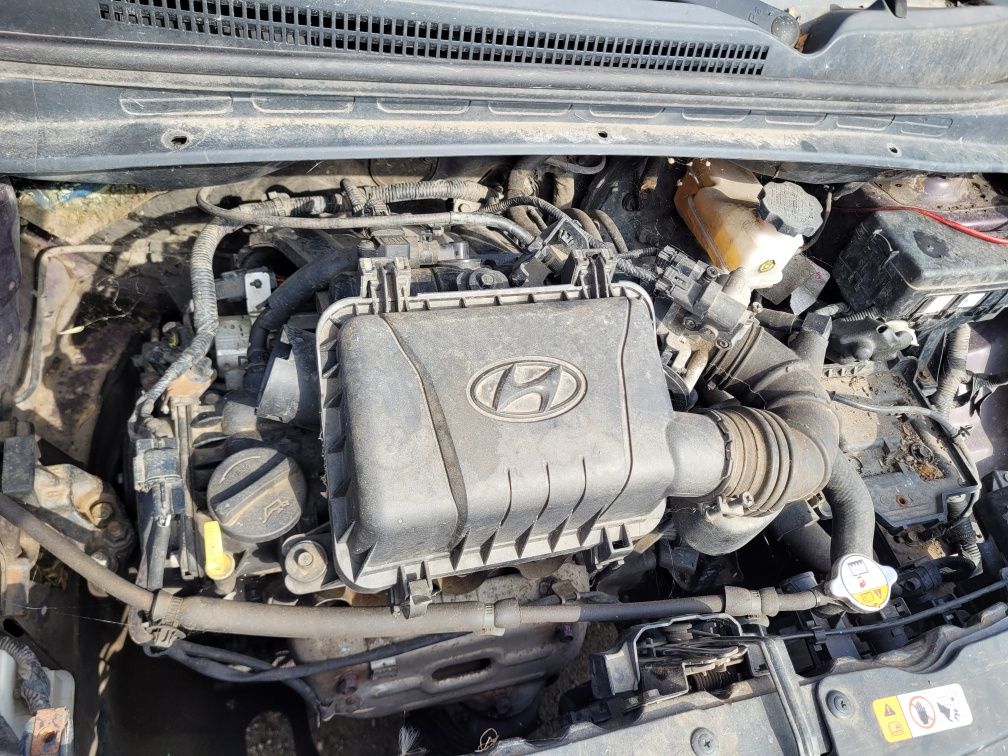 Hyundai i10 1.1 rok 2012 beż prawa rejestracji