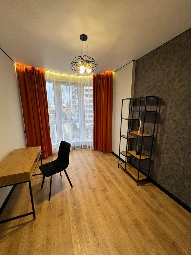 Продаж 2-х кімнатної квартири в ЖК Parus Smart