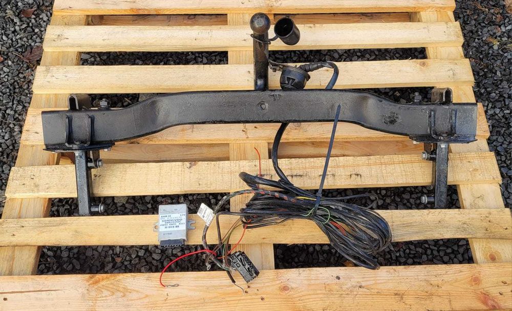 Hak BMW E46 sedan westfalia komplet moduł