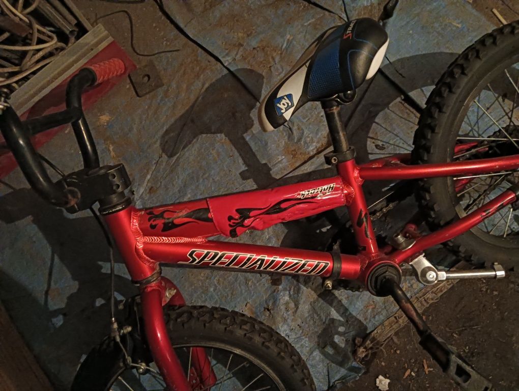 Rower dziecięcy specialized hotrock 16 cali