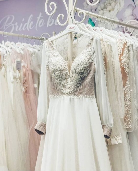 Весільна сукня в стилі бохо з рукавами