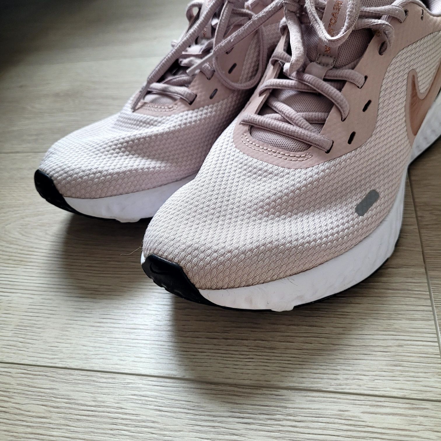 Buty damskie Nike revolution 5 pink rozm.41