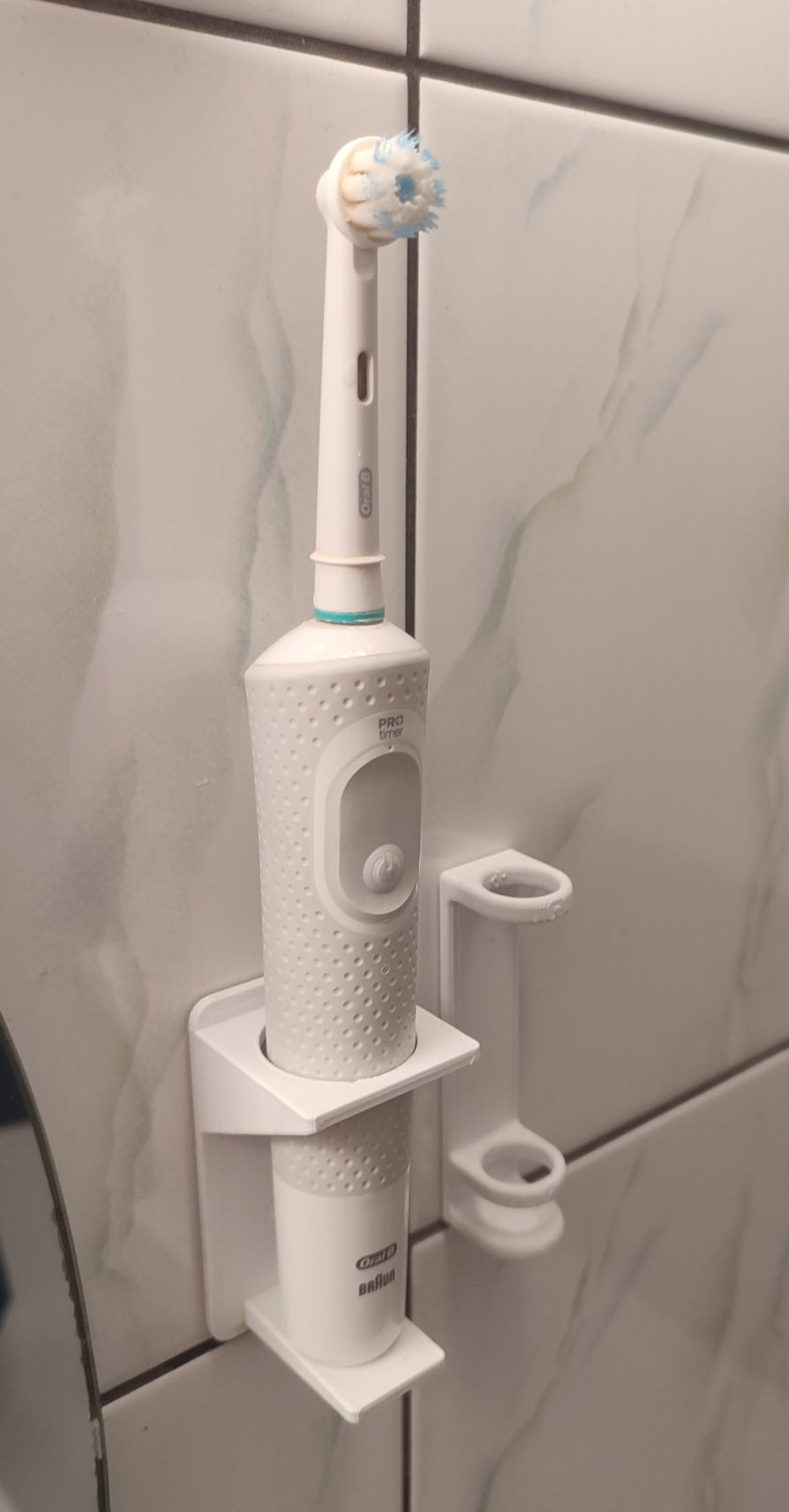 Подставка для зубной щетки Braun Oral-B Vitality