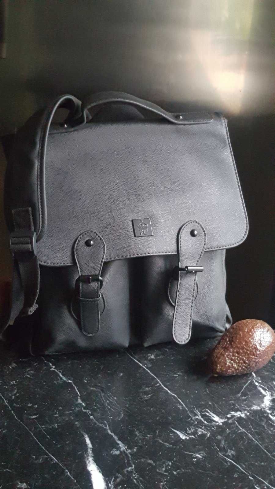 стильний рюкзак для ноутбука French Connection