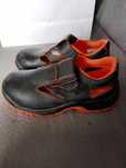 Buty robocze z blachą 36