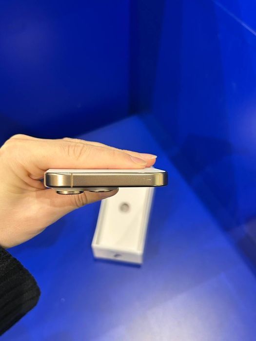 iPhone 16 pro 128 gb gwarancja