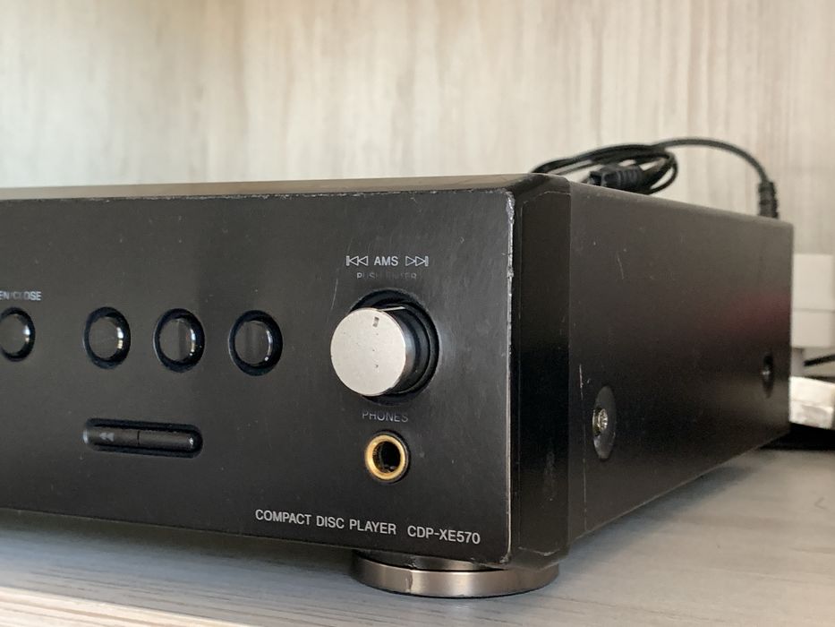 Sony CDP XE570 програвач CD