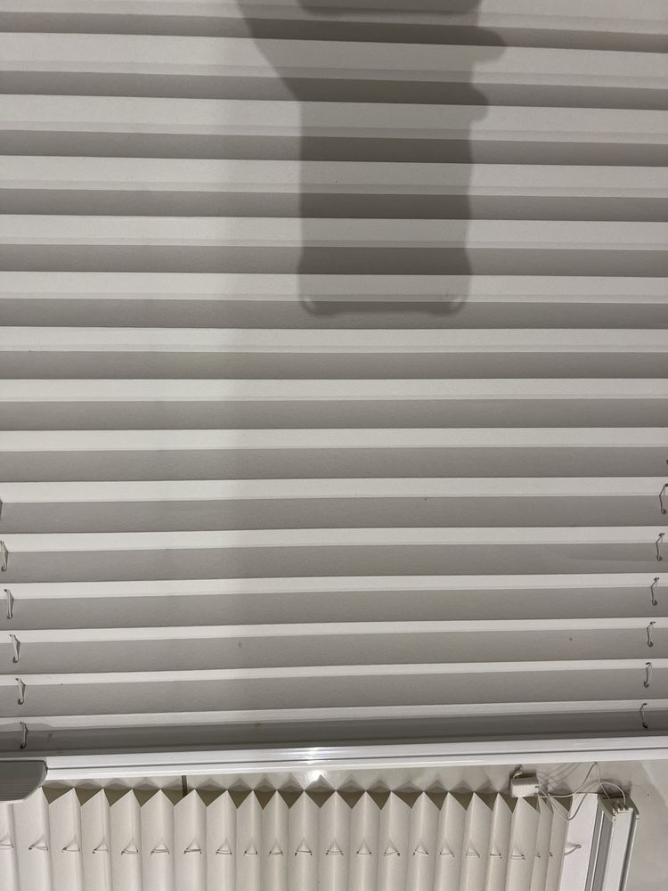 Żaluzje plisowane plisy białe 40 i 88 cm szerokości