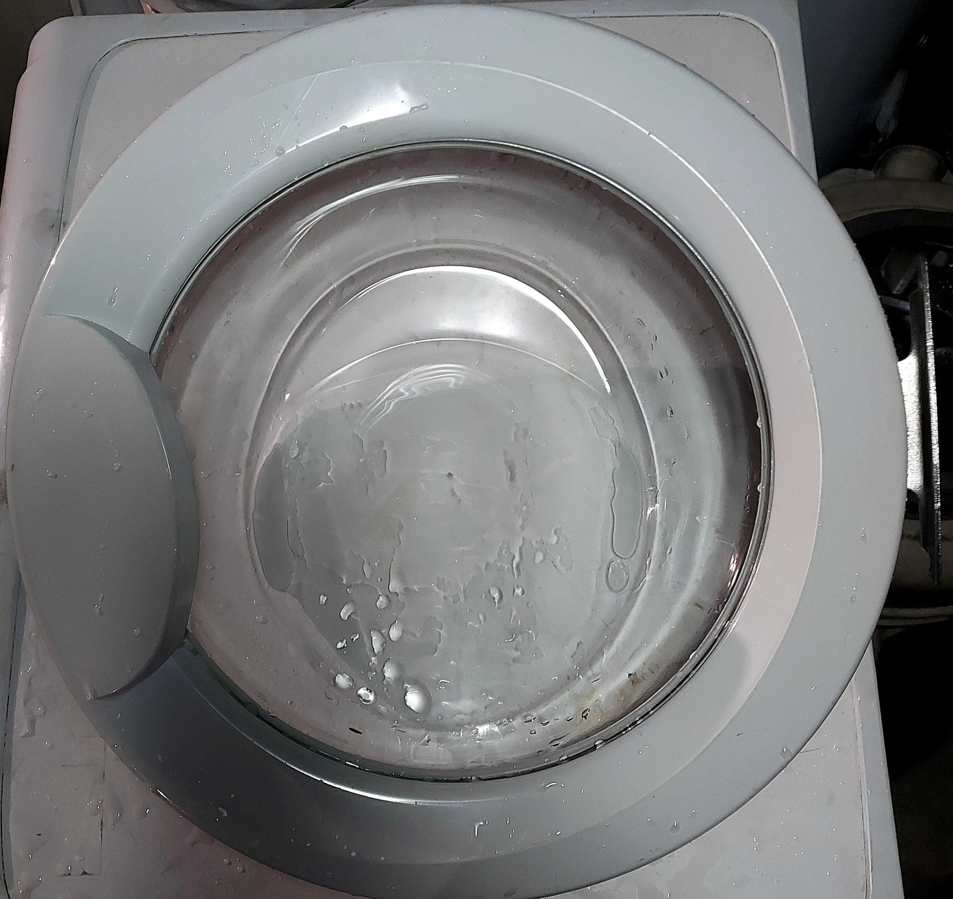 Дверцята (люк) Indesit WIA 81