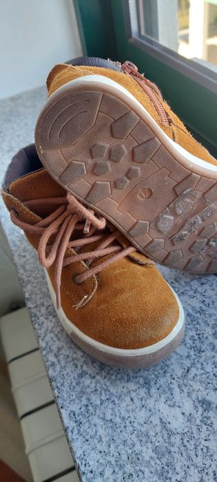 Bota criança beje