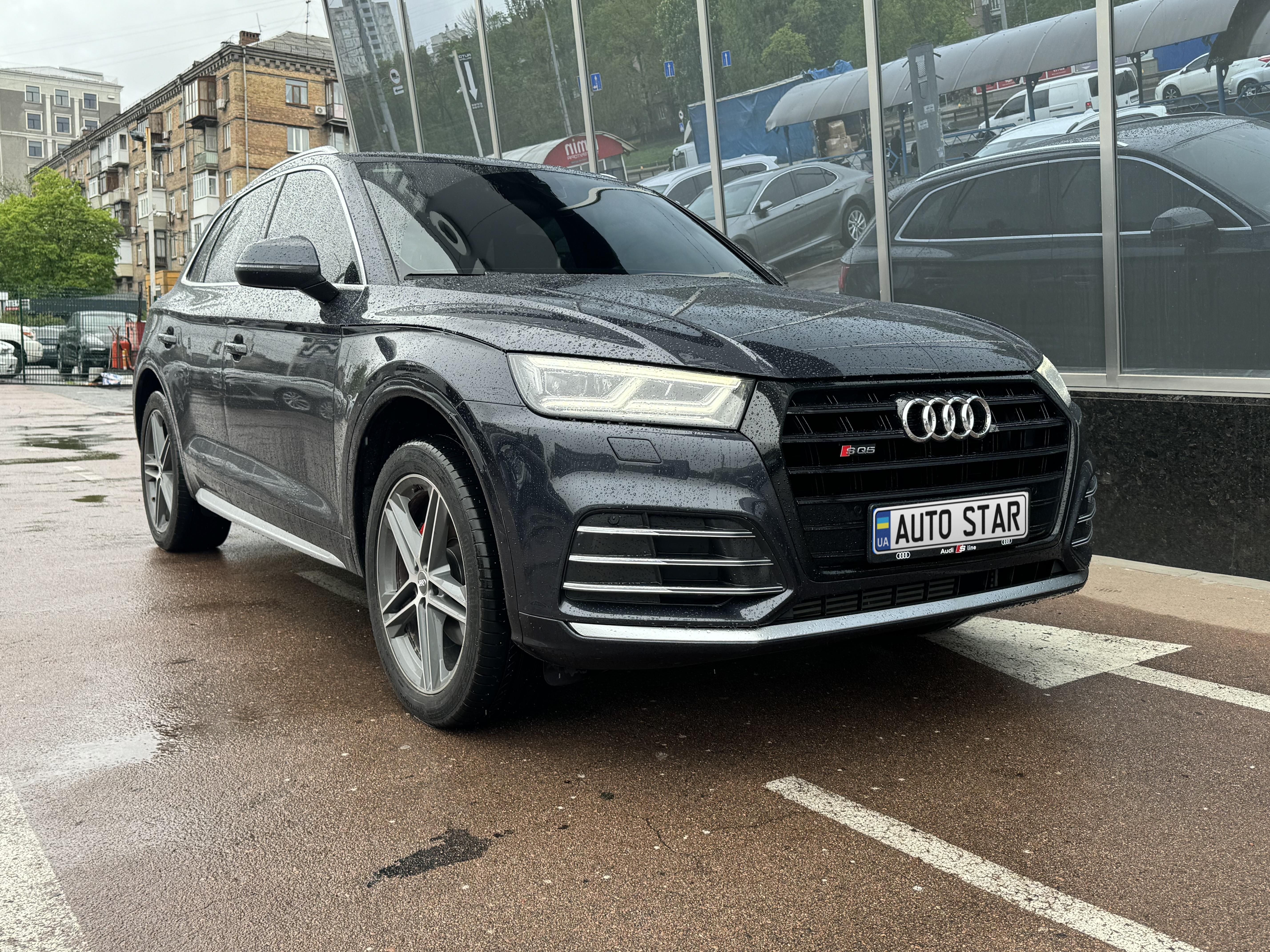 Audi Q5 2018 року