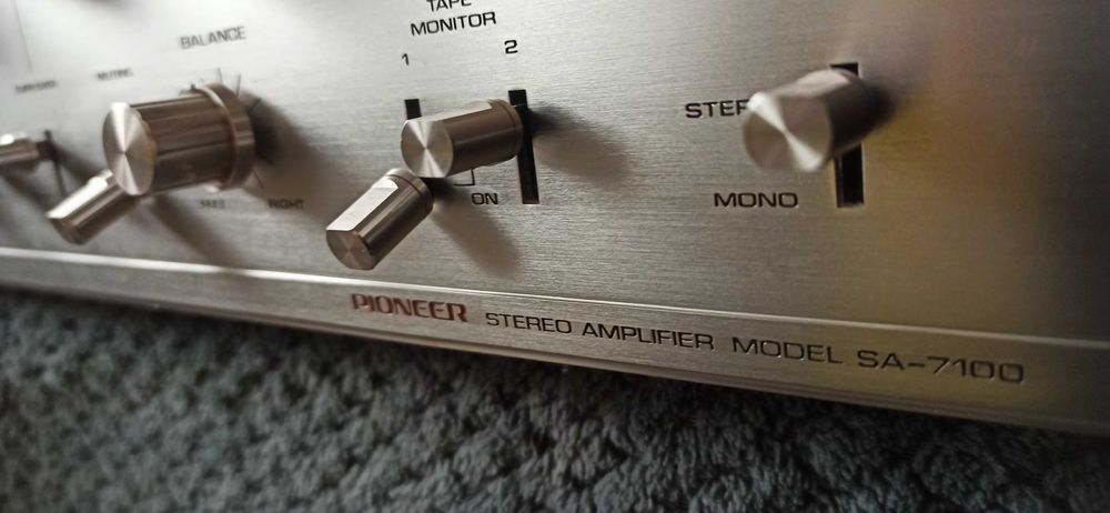 Wzmacniacz Pioneer SA-7100