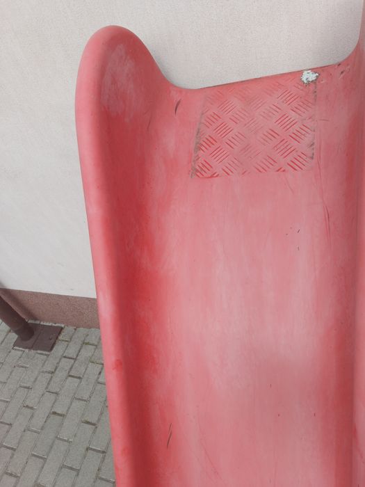 Ślizg do zjeżdżalni