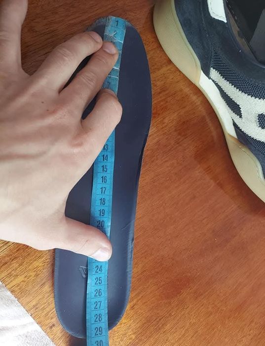 Кроссовки Hogan оригінал 

Розмір 8 1/2  44розмір
Замір по стельці