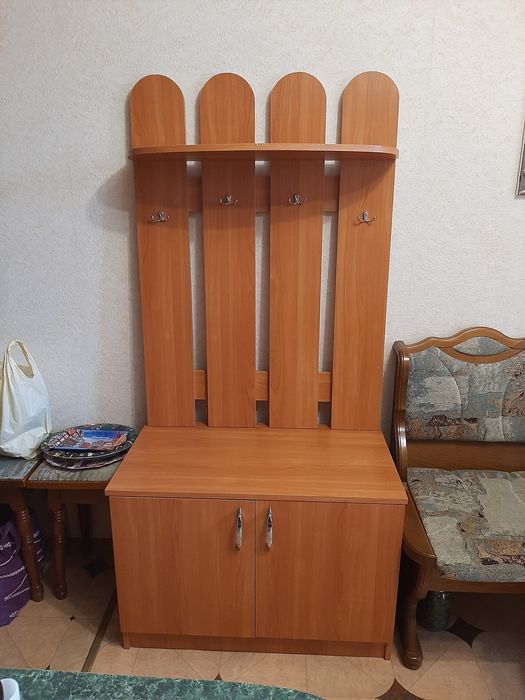 Вішалка+тумбочка для взуття