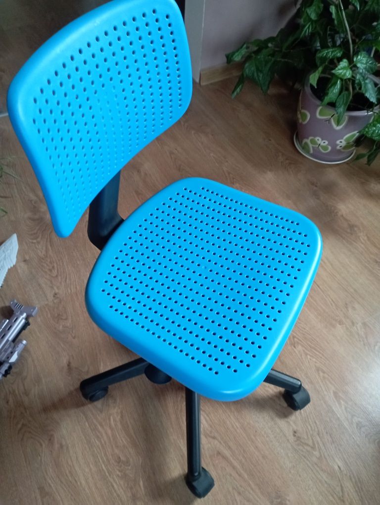 Krzesełko obrotowe do biurka