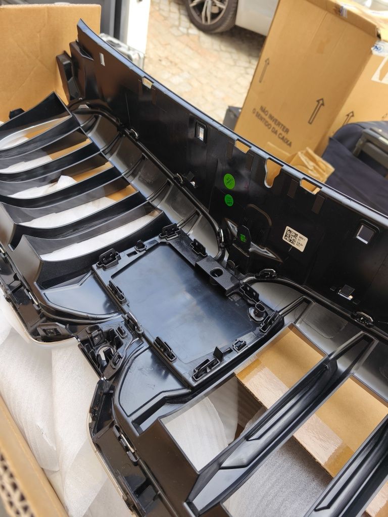 Grelha BMW X1/X2 2024/25