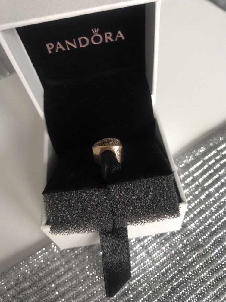 Charms PANDORA rose gold serce cyrkonie