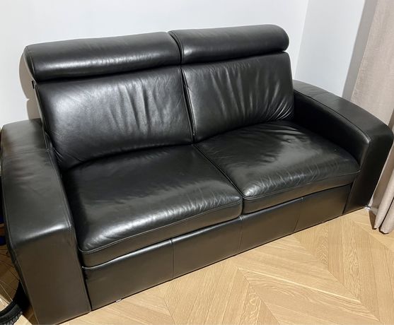 Rozkładana sofa - czarna skórzana Stan Idealny