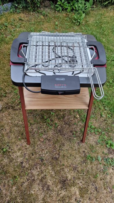 DeLonghi grill elektryczny 1900w