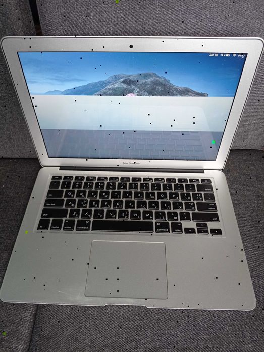 MacBook Air Model A1466 i5 4/128Gb