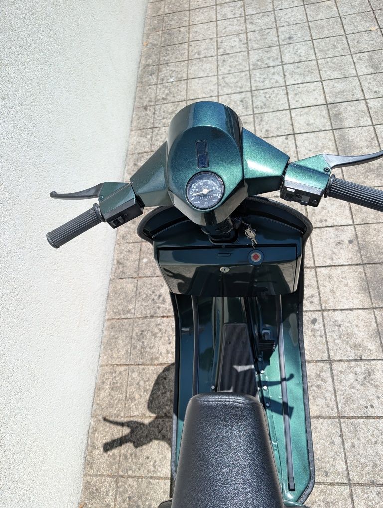 Vespa pk 50 ss restaurada